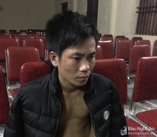Khởi tố nam thanh niên hiếp dâm phụ nữ lớn hơn 17 tuổi ngày 29 Tết khoi to nam thanh nien hiep dam phu nu lon hon 17 tuoi ngay 29 tet