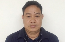 bat giu nghi pham sat hai su thay va nu phat tu o chua quang an