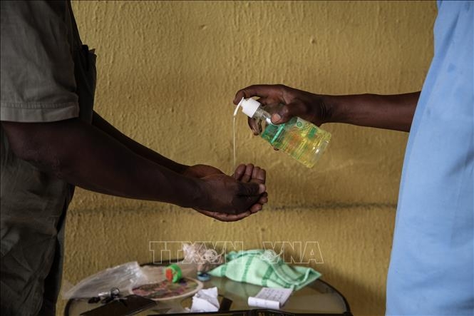 4 bộ trưởng Burkina Faso dương tính với Covid-19, Nga có thêm 53 ca nhiễm 4 bo truong burkina faso duong tinh voi covid 19 nga co them 53 ca nhiem