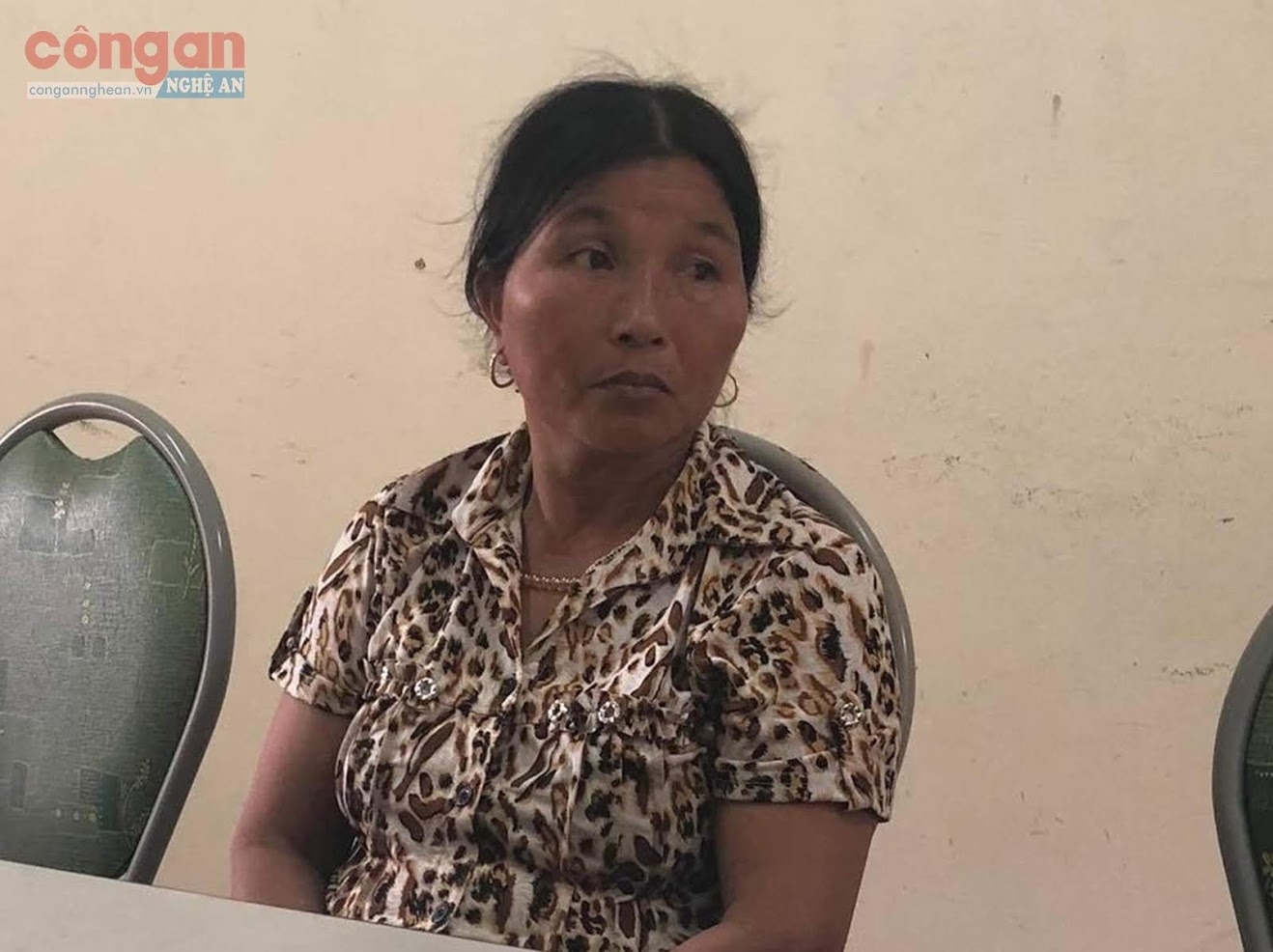 Biết chồng đi thăm 'bồ nhí', vợ thuê người chặn đường đánh gãy tay biet chong di tham bo nhi vo thue nguoi chan duong danh gay tay
