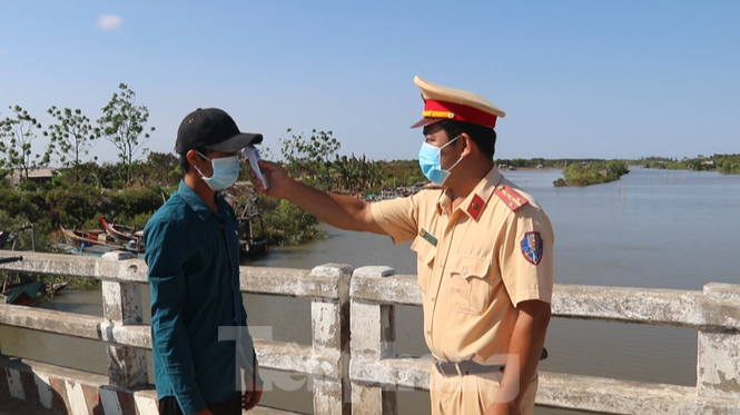 Phong tỏa cả đường bộ, đường sông nơi nữ bệnh nhân nhiễm Covid-19 ở khi về nước phong toa ca duong bo duong song noi nu benh nhan nhiem covid 19 o khi ve nuoc