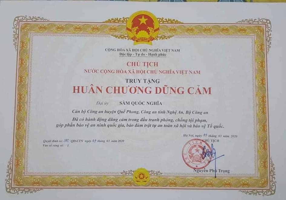 Chủ tịch nước truy tặng Huân chương Dũng cảm cho đại úy hi sinh khi bắt nhóm ma túy chu tich nuoc truy tang huan chuong dung cam cho dai uy hi sinh khi bat nhom ma tuy