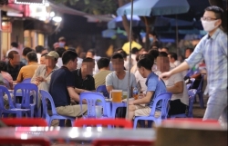 nu benh nhan anh 70 tuoi va benh nhan thu 17 am tinh covid 19 lan 3