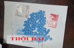 trinh sat hoa trang la bao ve quat nga doi tuong van chuyen ma tuy trong chung cu