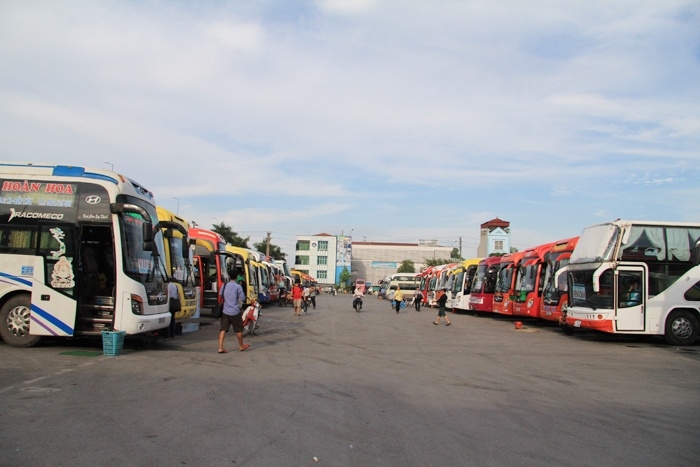 Từ hôm nay, xe khách đến Hà Nội, TP.HCM không được chở quá 20 người tu hom nay xe khach den ha noi tphcm khong duoc cho qua 20 nguoi