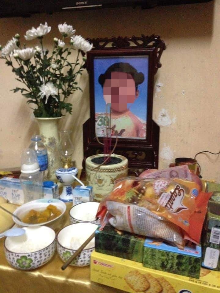 Hà Nội: Bé gái 3 tuổi tử vong nghi do bị mẹ đẻ cùng bố dượng bạo hành ha noi be gai 3 tuoi tu vong nghi do bi me de cung bo duong bao hanh