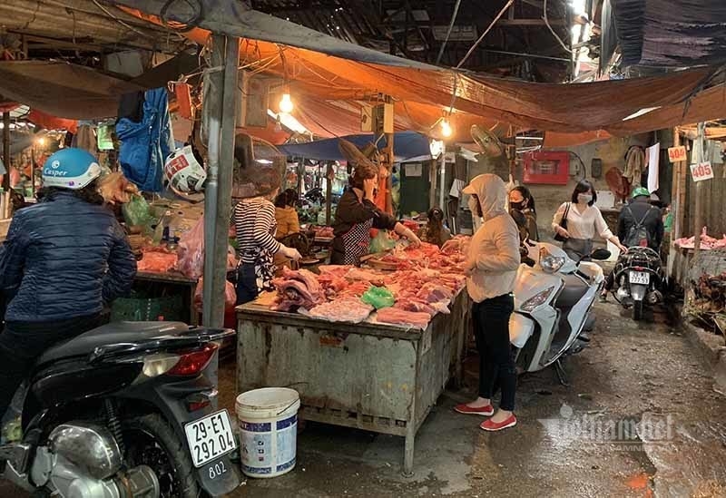 Ngày đầu cách ly, hàng hóa tràn ngập chợ, siêu thị phục vụ người dân ngay dau cach ly hang hoa tran ngap cho sieu thi phuc vu nguoi dan