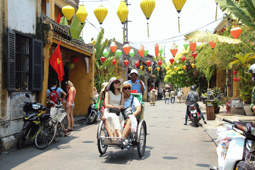 Dịch COVID-19: Thống kê, rà soát khách du lịch nước ngoài đang ở Việt Nam dich covid 19 thong ke ra soat khach du lich nuoc ngoai dang o viet nam