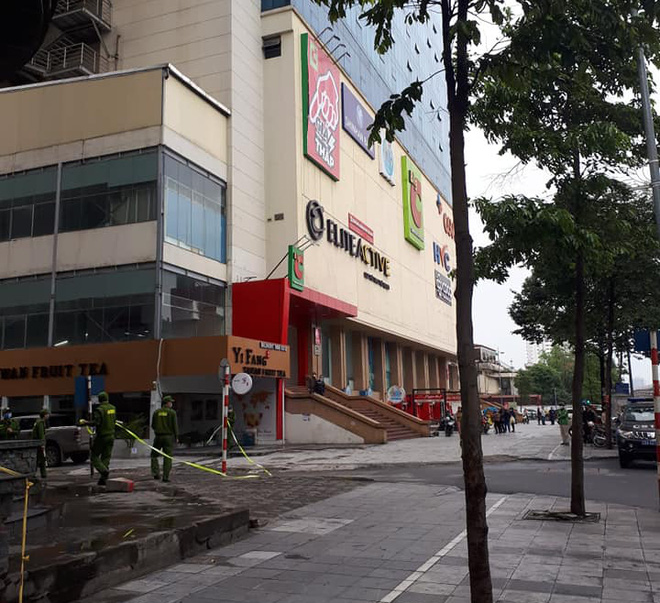Tin pháp luật 24h nóng nhất hôm nay (14/4): Người phụ nữ rơi từ tầng cao chung cư ở Hà Đông xuống đất tử vong tin phap luat 24h nong nhat hom nay 144 nguoi phu nu roi tu tang cao chung cu o ha dong xuong dat tu vong