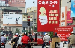 tam dinh chi 2 si quan bi to van dong tien trong khu cach ly o vinh long