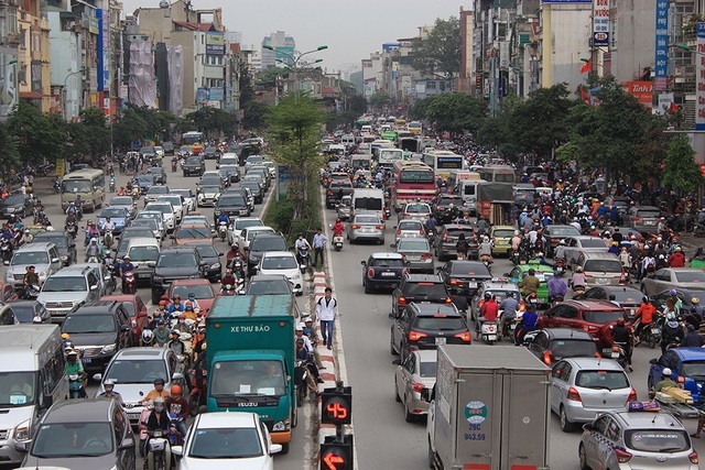 Hà Nội tăng cường bảo đảm trật tự, an toàn giao thông dịp nghỉ lễ 30/4 và 1/5 ha noi tang cuong bao dam trat tu an toan giao thong dip nghi le 304 va 15