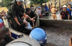 tin phap luat 24h nong nhat hom nay 55 nghi van danh tinh thi the trong xe ban tai chay tro khung