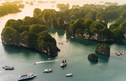 Quảng Ninh miễn phí vé thăm quan Vịnh Hạ Long, Khu di tích danh thắng Yên Tử