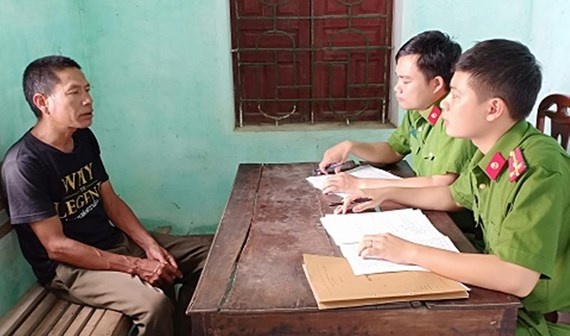 Khởi tố, tạm giam nghi can gây ra vụ cháy rừng kinh hoàng ở Hà Tĩnh khoi to tam giam nguoi dan ong gay ra vu chay rung kinh hoang o ha tinh