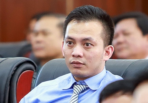 Xem xét đơn xin thôi làm đại biểu HĐND của ông Nguyễn Bá Cảnh xem xet don xin thoi lam dai bieu hdnd cua ong nguyen ba canh