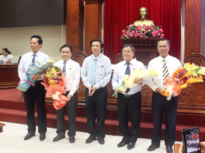 Chân dung Phó Chủ tịch UBND tỉnh Tiền Giang Trần Văn Dũng giam doc so khdt tran van dung duoc bau lam pho chu tich ubnd tinh tien giang