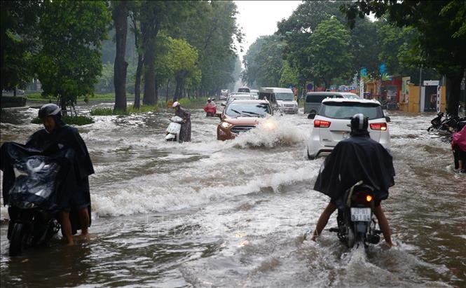 Hà Nội lại ngập mênh mông sau trận mưa lớn ha noi lai ngap menh mong sau tran mua lon