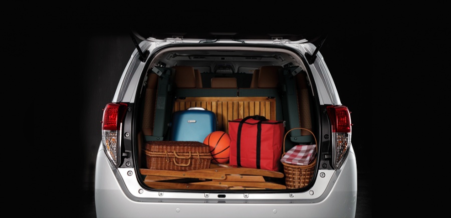 Ưu nhược điểm Toyota Innova nên biết trước khi mua uu nhuoc diem toyota innova nen biet truoc khi mua