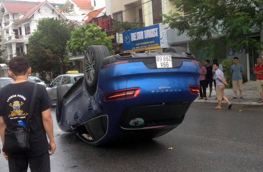 Bắc Ninh: Xác minh xe Porsche tiền tỷ trùng biển "lộc phát" với Toyota Vios bac ninh xac minh xe porsche tien ty trung bien loc phat voi toyota vios