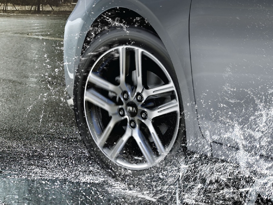 Ưu nhược điểm của KIA Cerato nên biết trước khi mua review xe kia cerato