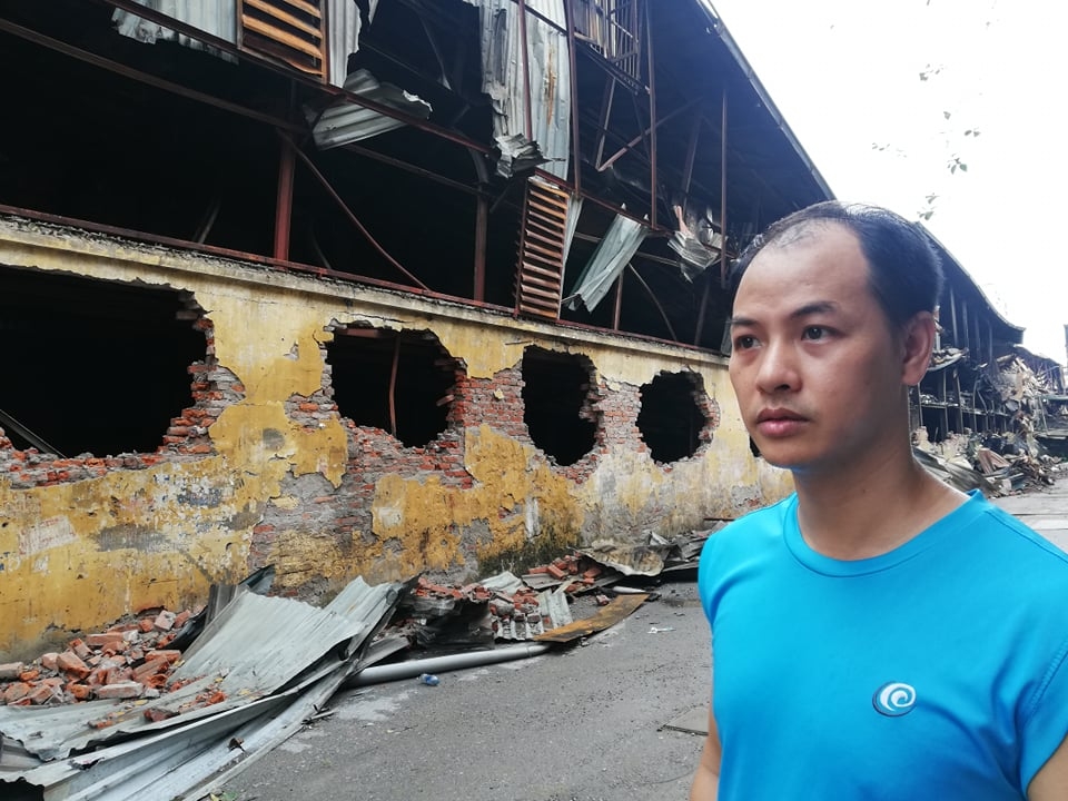 2 ngày sau vụ cháy Công ty Rạng Đông: Người dân khóa chặt cửa, chưa dám về nhà 2 ngay sau vu chay cong ty rang dong nguoi dan khoa chat cua chua dam ve nha