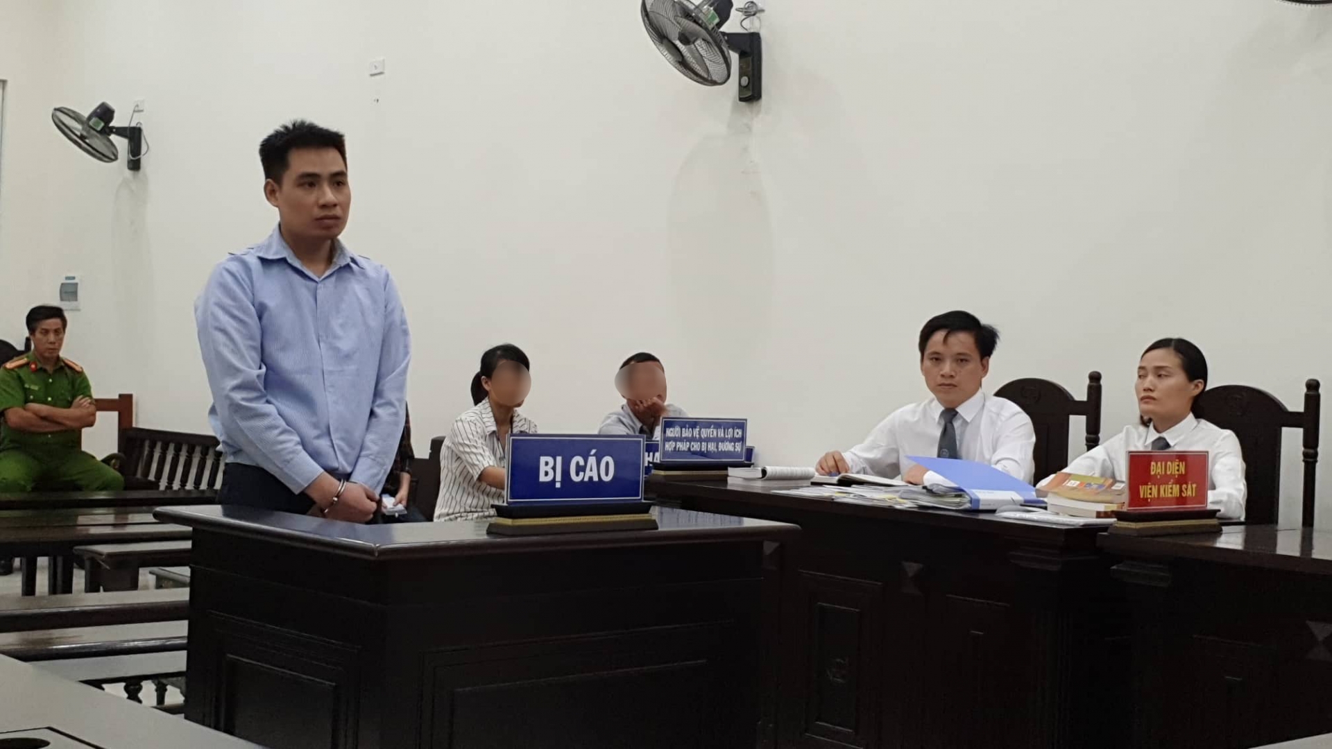 Gã bán thịt lợn hiếp dâm bé gái trong vườn chuối lĩnh án chung thân ga ban thit lon hiep dam be gai trong vuon chuoi linh an chung than