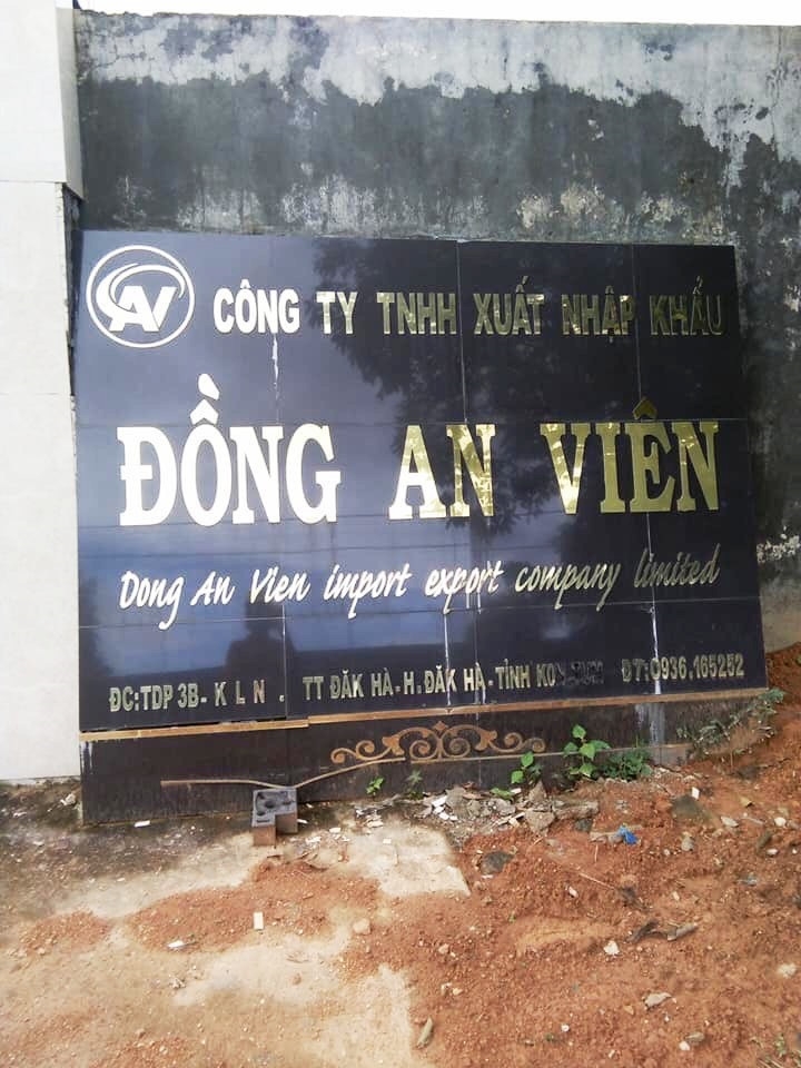 Đột kích xưởng sản xuất ma túy do người Trung Quốc cầm đầu ở Kon Tum bo cong an dot kich xuong san xuat ma tuy khung do nguoi trung quoc cam dau