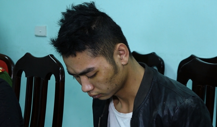 Nghi phạm sát hại tài xế Grab: "Lúc đấy suy nghĩ bồng bột nên em đâm anh ấy" nghi pham sat hai tai xe grab luc day suy nghi bong bot nen em dam anh ay