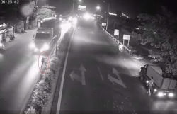 video xe 7 cho lao voi sang duong khien container phanh chay lop va cai ket dang