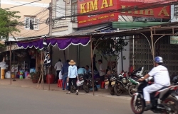Con trai chủ tiệm vàng tử vong trong phòng ngủ, đầu trùm túi nilon, cổ quấn kín băng keo