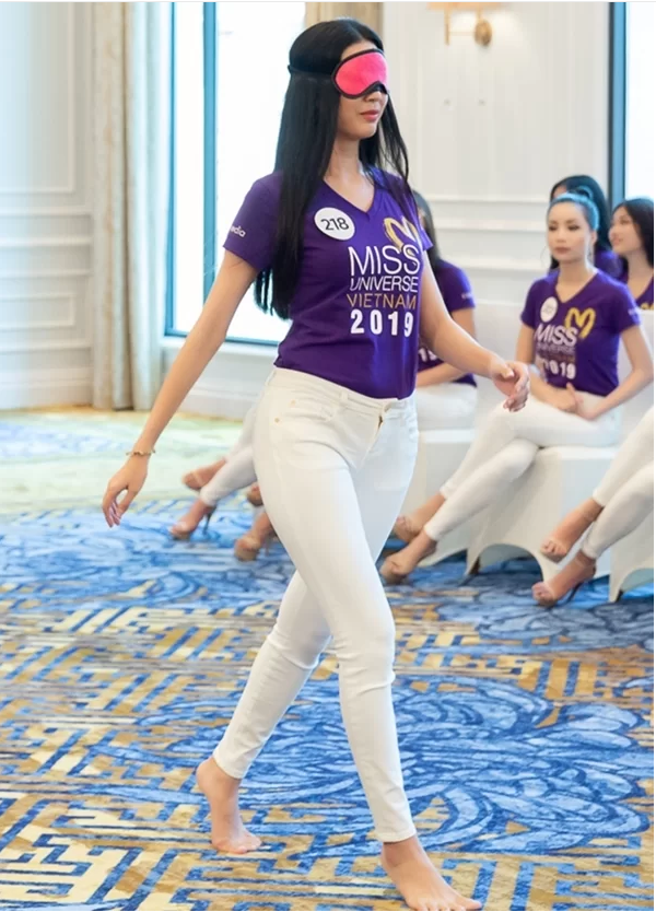 Vũ Thu Phương liên tục chê "không thể chấp nhận" Thúy Vân vu thu phuong lien tuc che khong the chap nhan thuy van