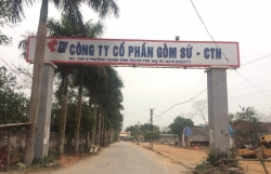 phat 6 trieu dong xuong gom in ten thu tuong len am chen