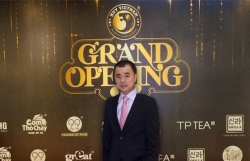 cac nha dau tu thong tin ve vu kien ong chu mon hue lua dao 25 trieu usd