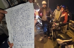 video hai hung bo om con nho lao thang vao dau xe khach nghi tu tu
