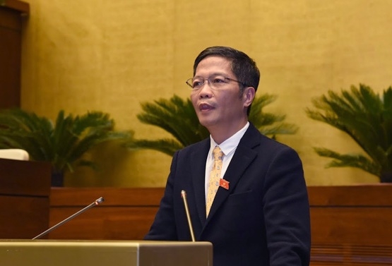 Tước giấy phép nhập khẩu và kinh doanh xe ô tô có "cài cắm" đường lưỡi bò tuoc giay phep nhap khau va kinh doanh xe o to co cai cam duong luoi bo