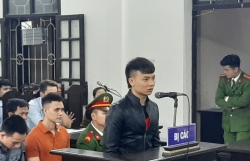 video bi dua ra xe thung kha banh cuoi noi khong sao 10 nam la gi dau