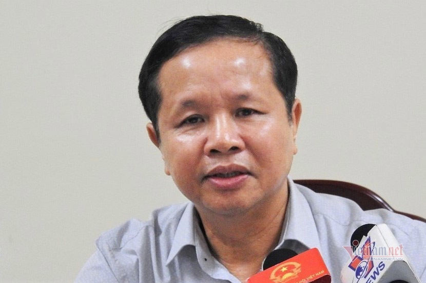 gian lan thi o hoa binh cach chuc giam doc so gd dt doi voi ong bui trong dac
