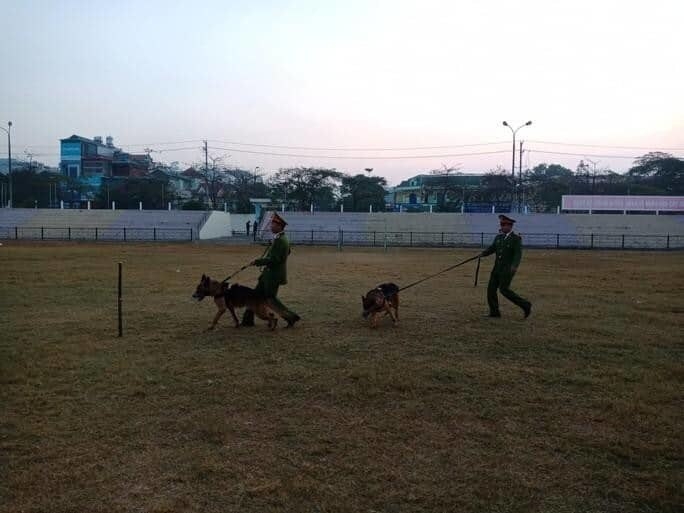 bo nu sinh cao my duyen muon cac doi tuong sat hai con gai phai chiu an thich dang