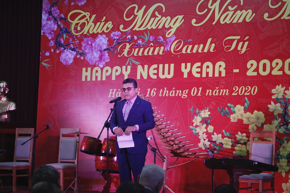 VUFO mừng Xuân Canh Tý cùng hơn 300 bạn bè quốc tế vufo mung xuan canh ty cung hon 300 ban be quoc te