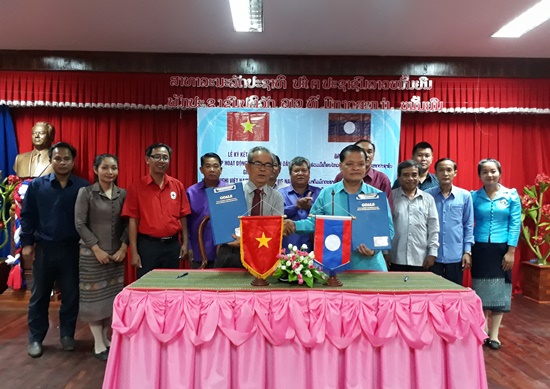 Hội hữu nghị Việt - Lào và bác sĩ Quảng Nam thiện nguyện tại tỉnh Sê Kông (Lào) hoi huu nghi viet lao va bac si quang nam thien nguyen tai tinh se kong lao