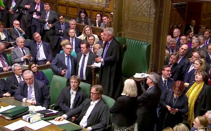 ha vien anh thong qua du luat tri hoan brexit