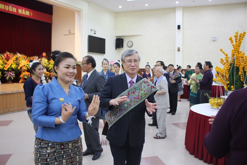 Việt Nam luôn nguyện cùng Lào phát huy truyền thống đoàn kết hữu nghị đặc biệt viet nam luon nguyen cung lao phat huy truyen thong doan ket huu nghi dac biet