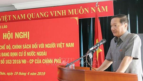 lan dau tien trien khai viec pho bien nghi dinh so 102 tai lao