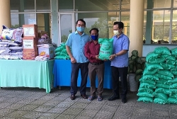vkeia tang gan 10000 khau trang va nhieu vat tu y te giup luc luong tuyen dau tay ninh chong dich covid 19
