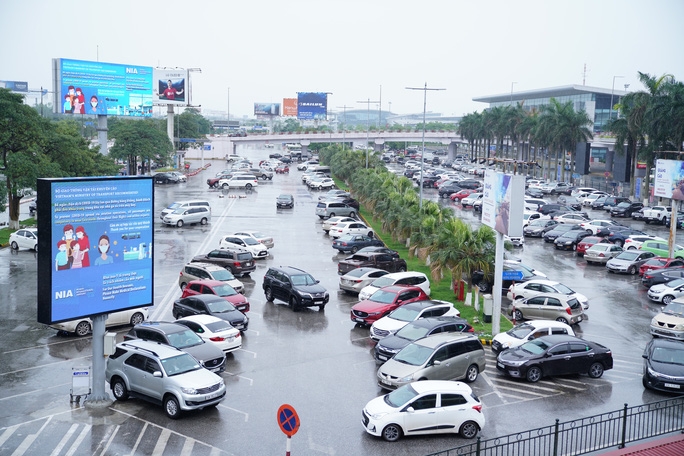 Hà Nội, Thành phố Hồ Chí Minh và các tỉnh tấp nập trở lại ha noi tphcm va cac tinh tap nap tro lai