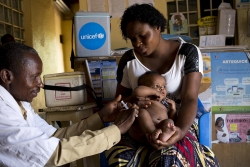 unicef ho tro 500 ho dan chiu anh huong cua han han va dich covid 19 tai 3 xa thuoc tinh ninh thuan