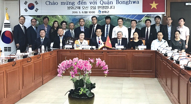 han quoc dau tu 42 ty won de xay lang viet nam tai bonghwa