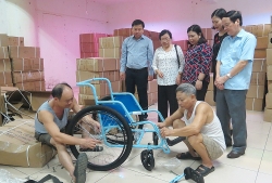latter day saint charities tai tro trang thiet bi truong hoc cho hoc sinh phu tho