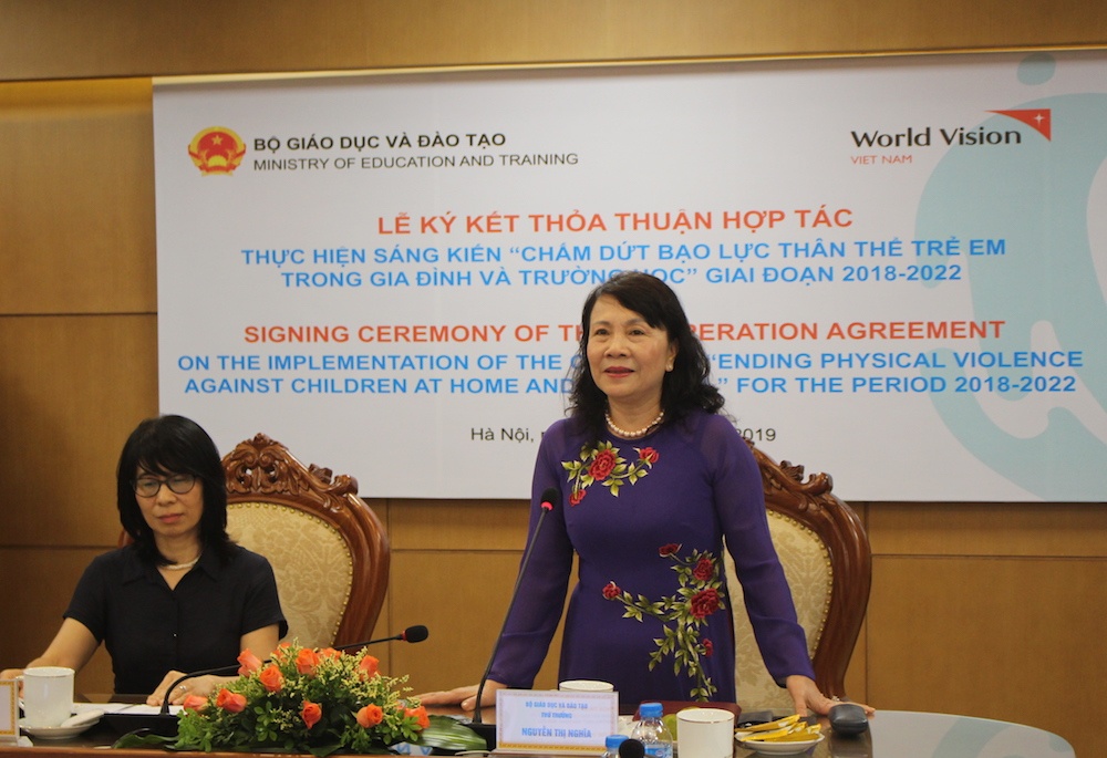 World Vision hỗ trợ xây dựng môi trường giáo dục an toàn tại 14 tỉnh thành của Việt Nam world vision bo gddt chung tay day lui bao luc tre em tai 14 tinh thanh cua viet nam