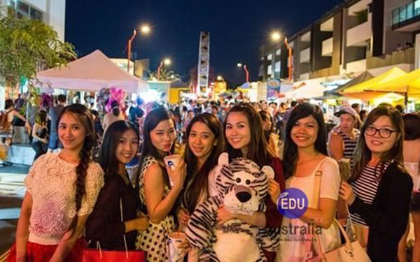 Nhiều người Việt ở Australia bị nhóm côn đồ gốc Phi tấn công nhieu nguoi viet o australia bi nhom con do goc phi tan cong